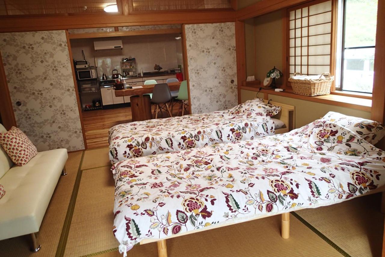 ワンコと泊まるジャスミンクリーク Hotel Toyooka  Buitenkant foto